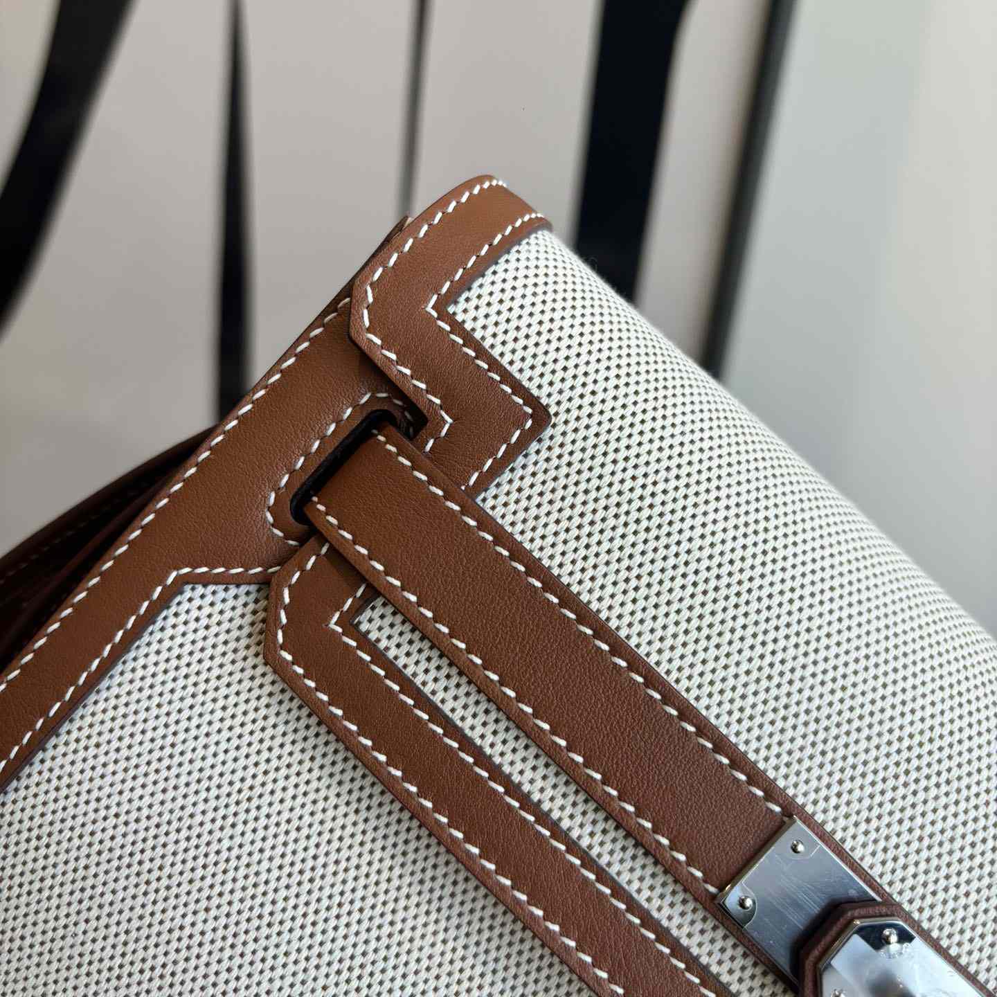 Hermes Kelly Depeches 25 Pouch - DesignerGu