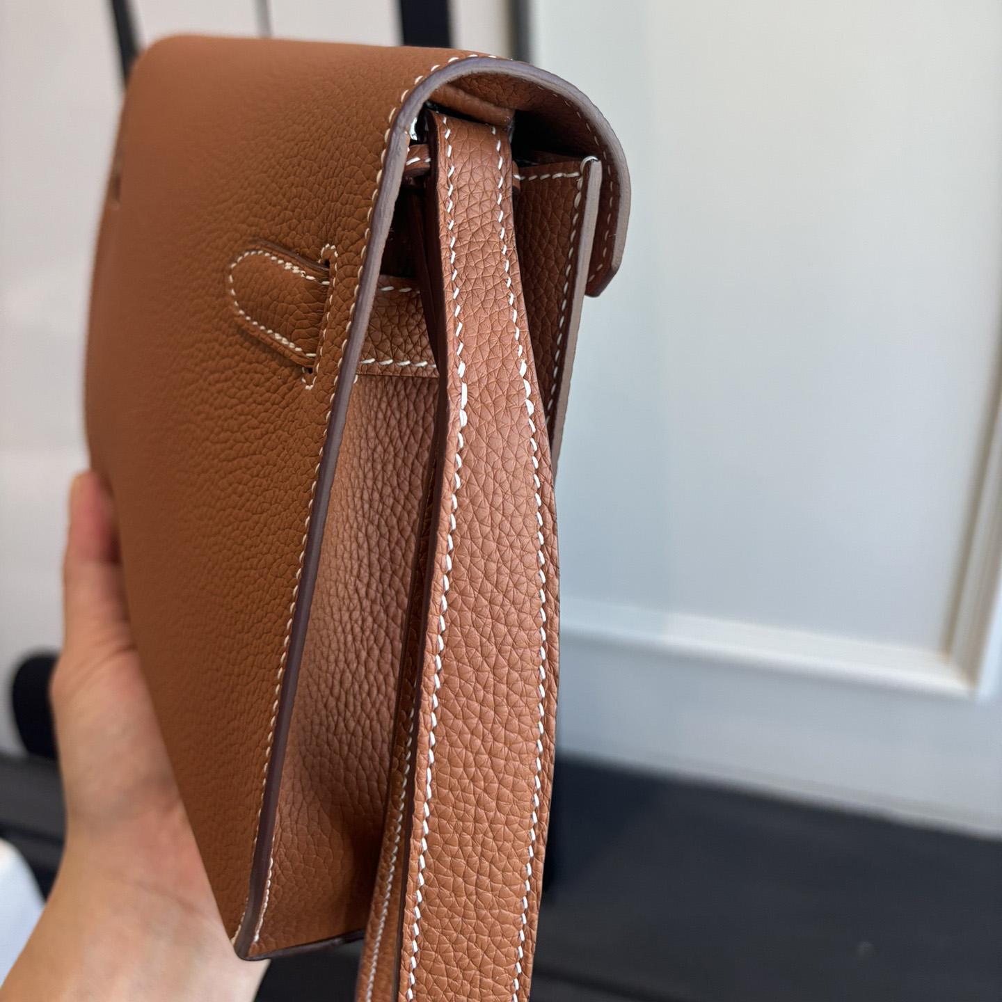 Hermes Kelly Depeches 25 Pouch - DesignerGu