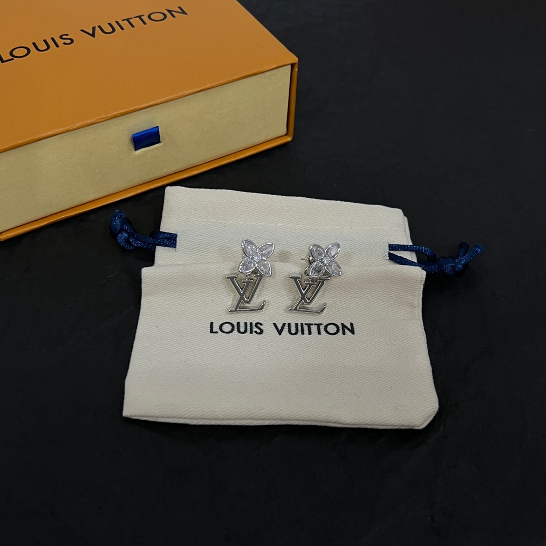 Louis Vuitton Earrings  - DesignerGu