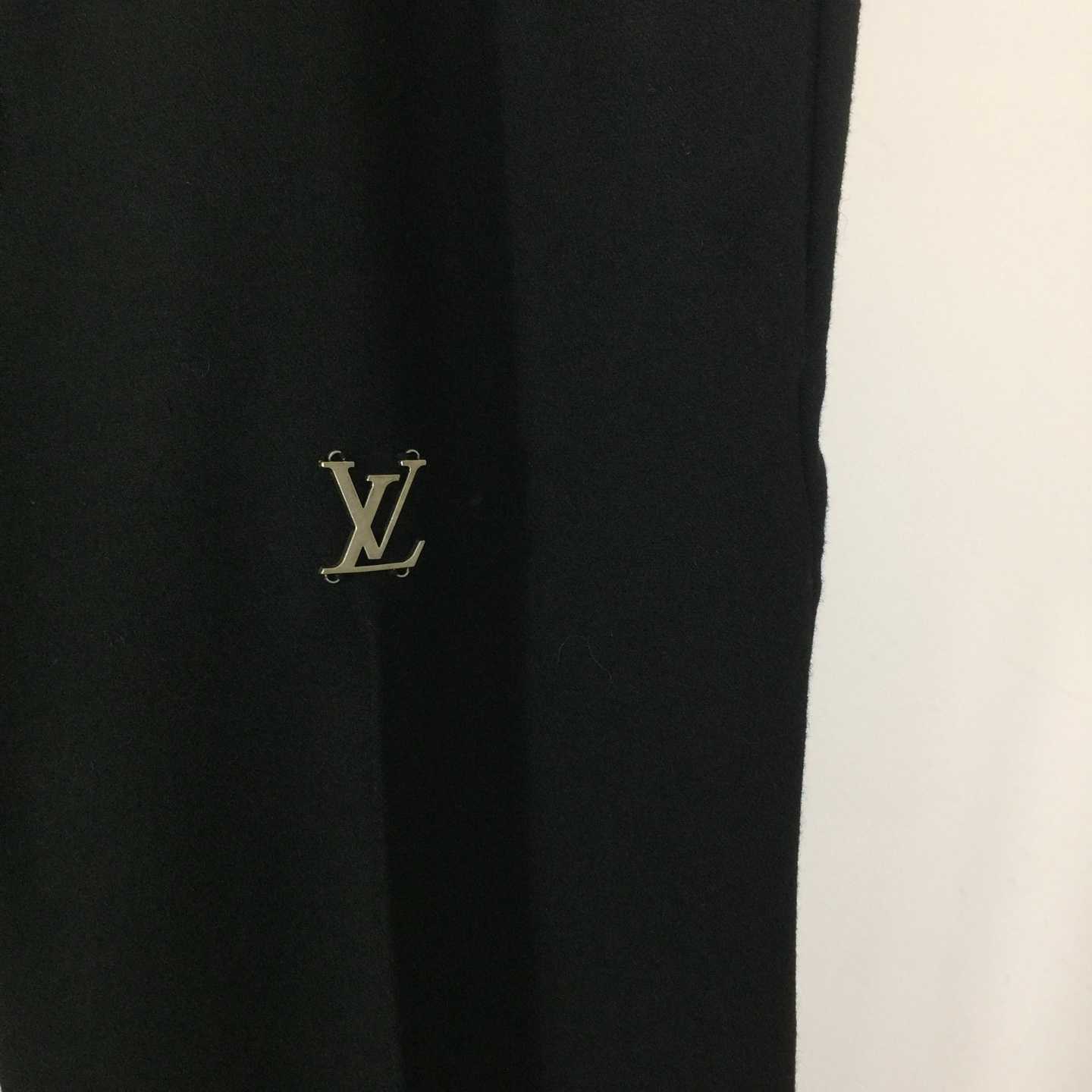 Louis Vuitton Tailored Technical Wool Track Pants   1AIWGC - DesignerGu