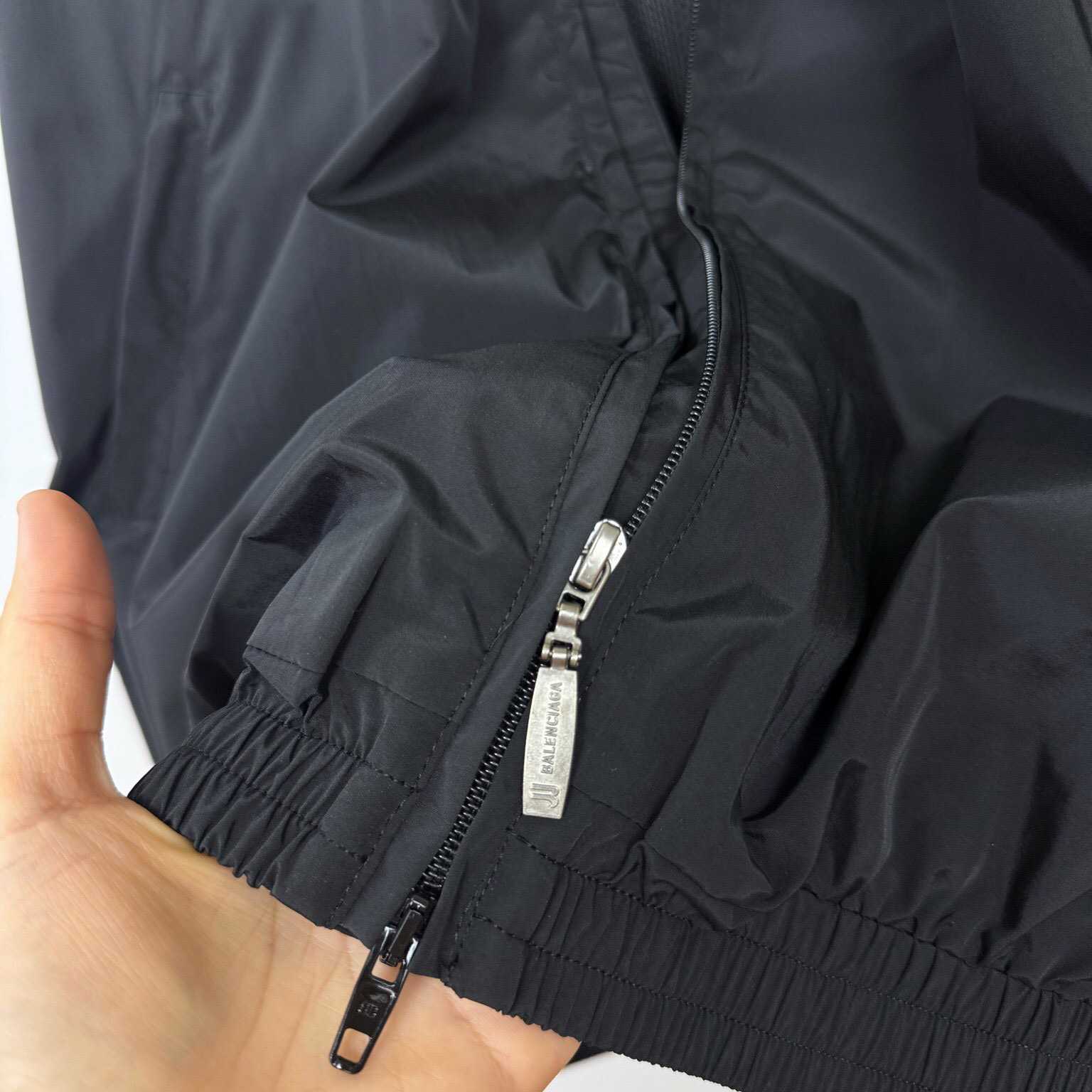 Balenciaga Tracksuit Jacket - DesignerGu