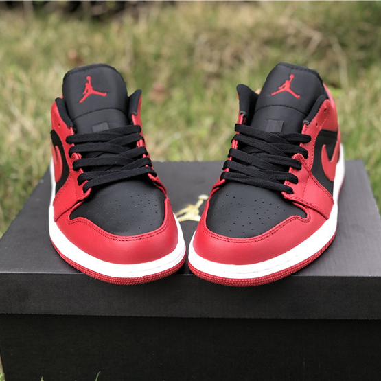 Air Jordan 1 Low "Varsity Red"  - 
