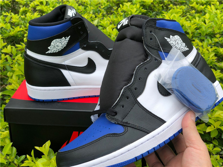 Jordan AJ1 Retro High OG "Game Royal"  - 