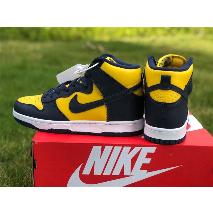 Nike Dunk High 'Michigan' CZ8149-700  - 