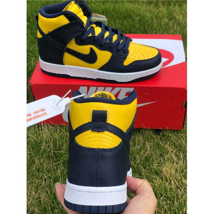 Nike Dunk High 'Michigan' CZ8149-700  - 