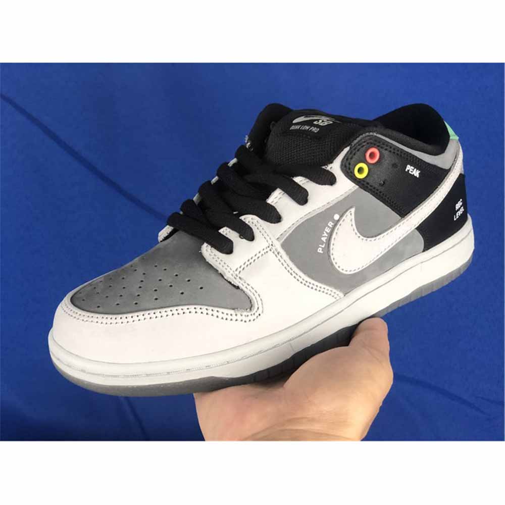 Nike SB Dunk Low "VX1000 Camcorder" - 