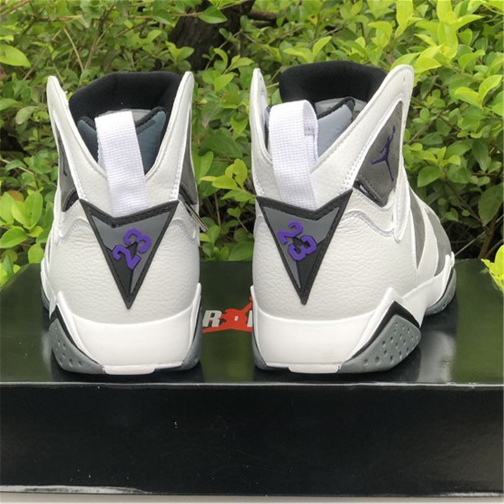 Jordan AJ 7 “Flint” Sneaker CU9307-100 - 