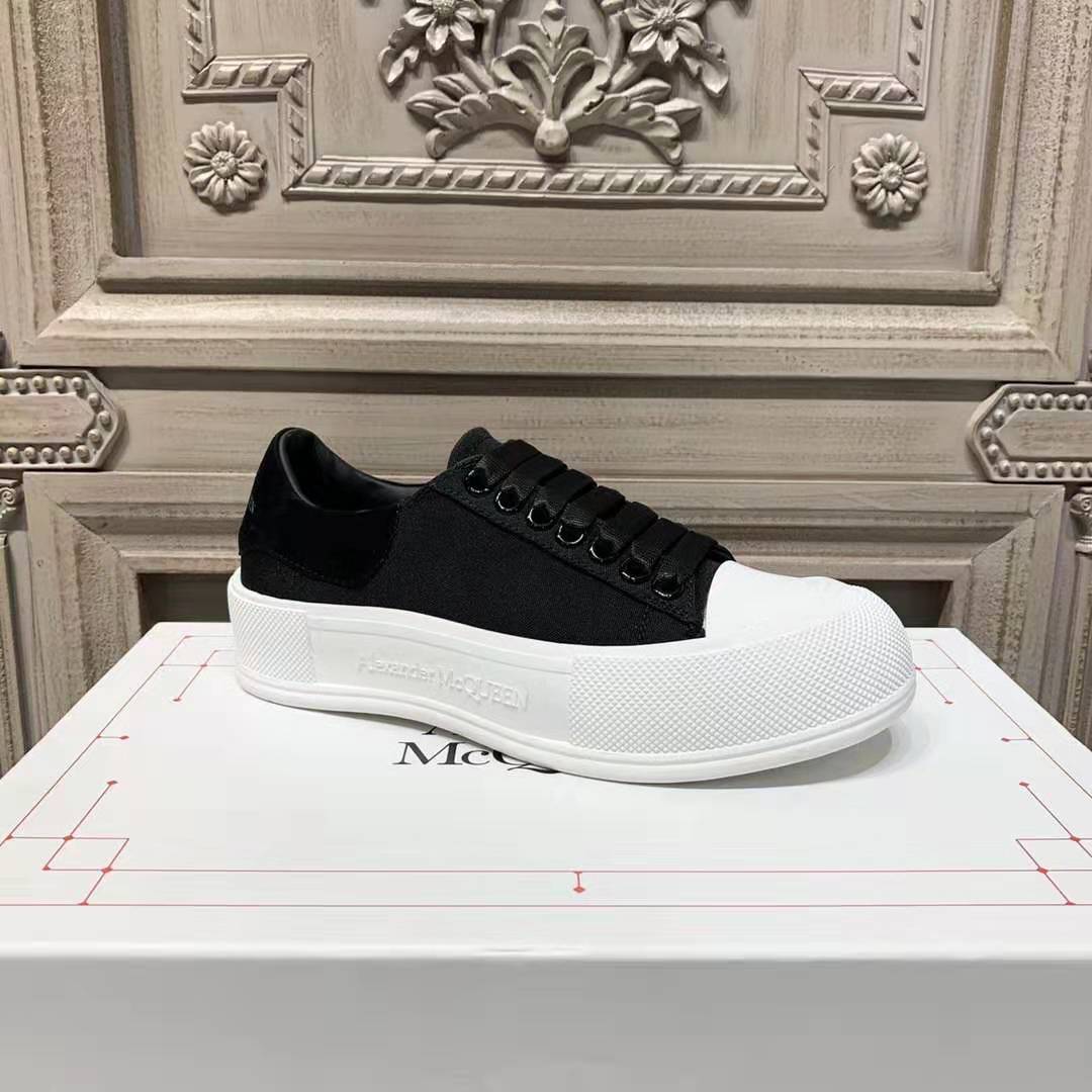 Alexander Mqueen Deck Lace-Up Plimsoll Sneaker - 
