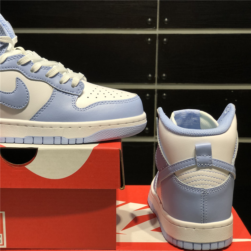Nike Wmns SB Dunk High Aluminum Sneaker DD1869-107 - DesignerGu