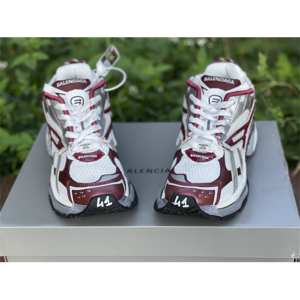 Balenciaga Runner Sneaker In Burgundy - 