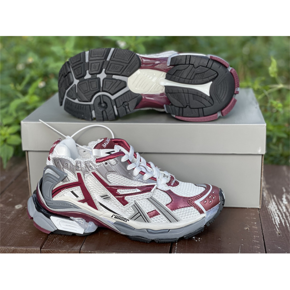 Balenciaga Runner Sneaker In Burgundy - 