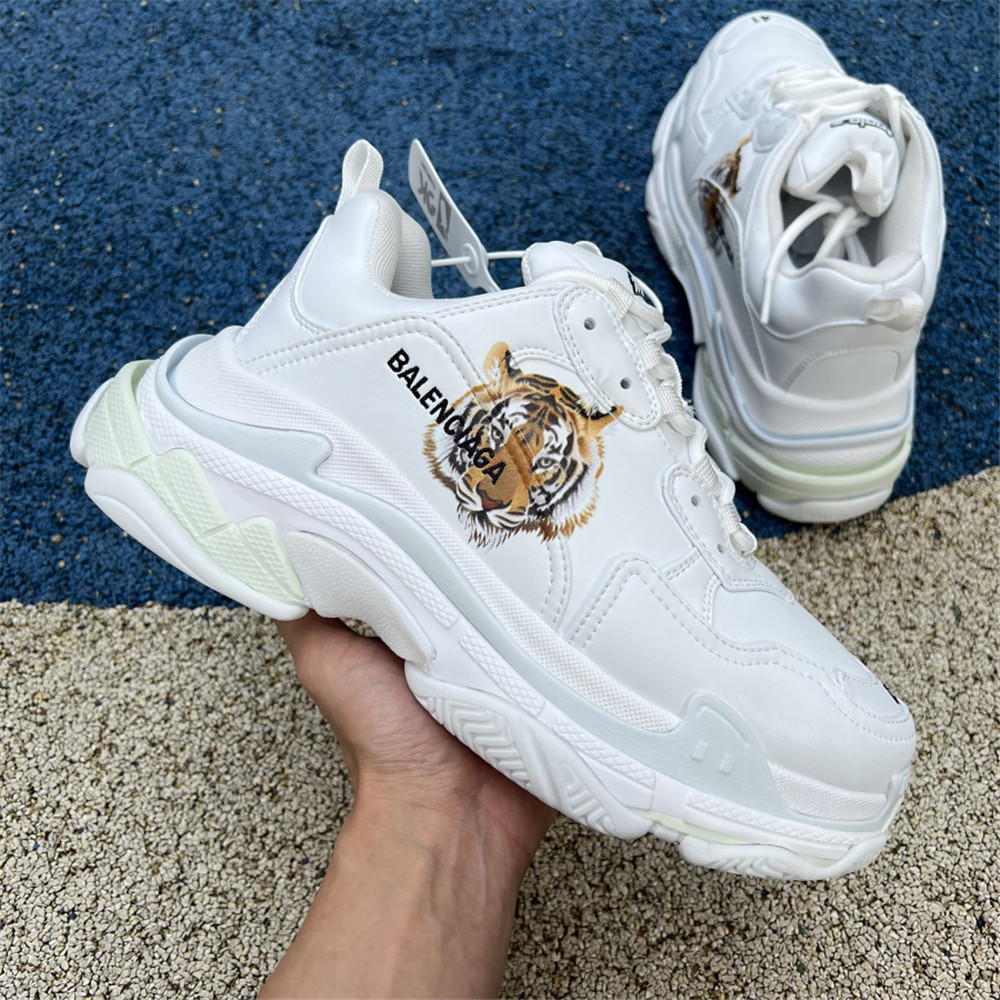 Balenciaga Triple S x Gucci Tiger Print Sneaker In White - 