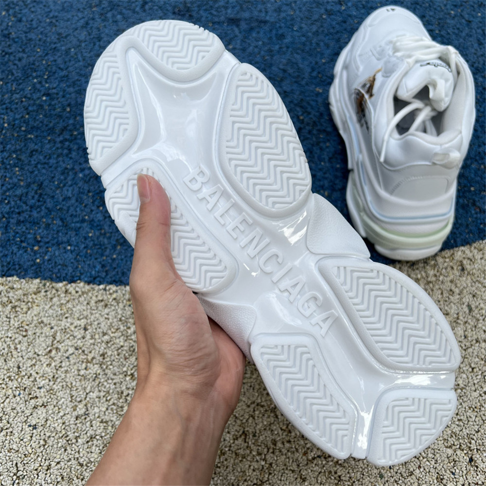 Balenciaga Triple S x Gucci Tiger Print Sneaker In White - 