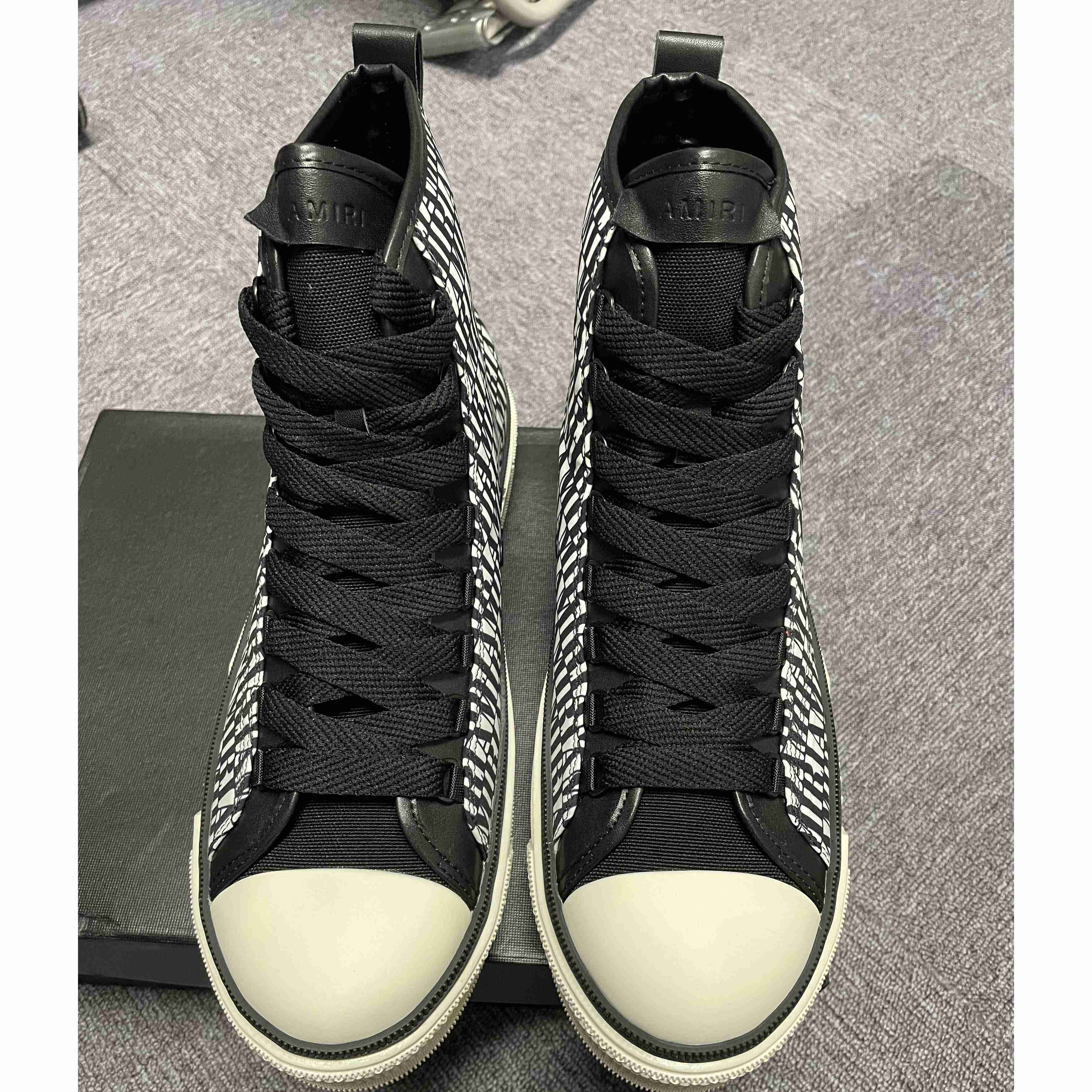 Amiri Logo-Print Canvas High-Top Sneakers - DesignerGu