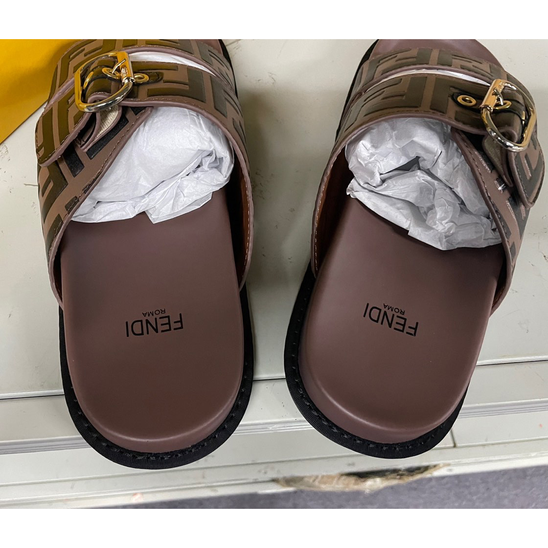 Fendi Multicolor Leather Slides(Brown) - DesignerGu