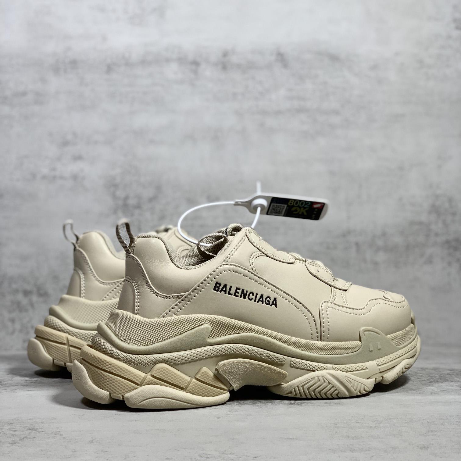 Balenciaga Triple S Sneaker In Beige Technical Material - 