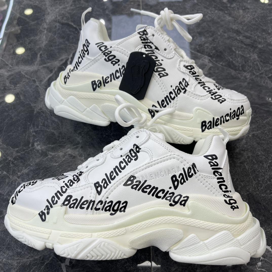 Balenciaga Triple S Logotype Sneaker In White And Black Technical Material - DesignerGu