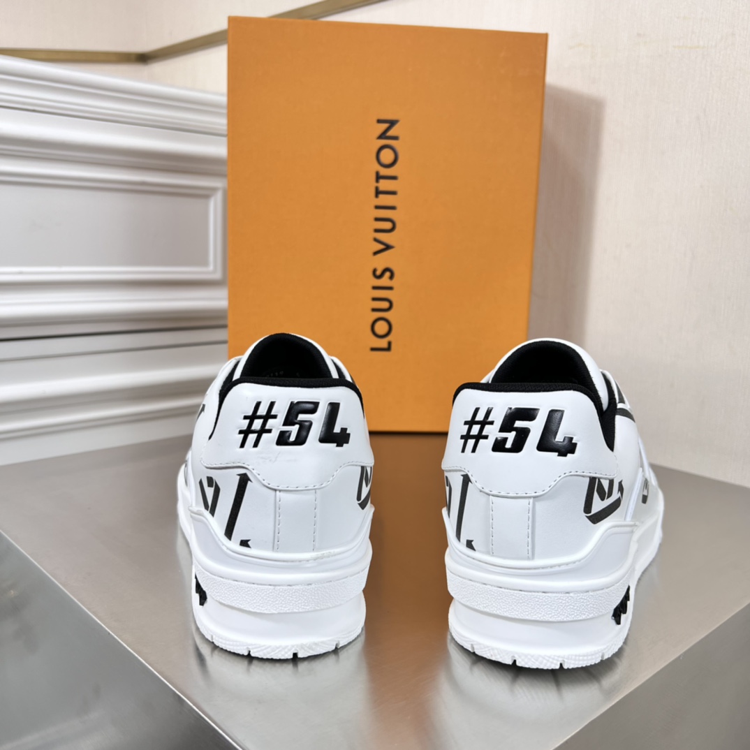 Louis Vuitton LV Trainer Sneaker    (Upon uk size)   1AAGXZ - 