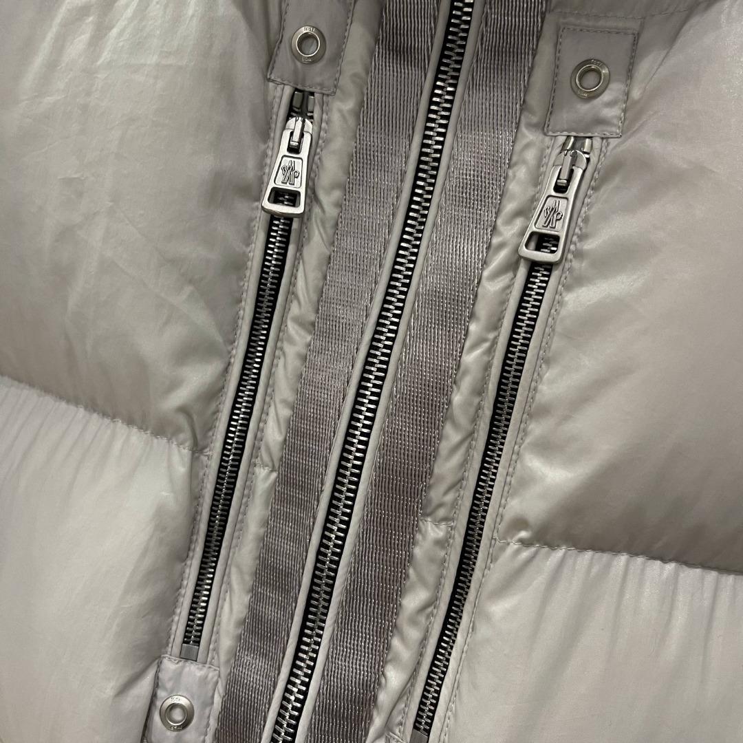Moncler Short Down Jacket    - 