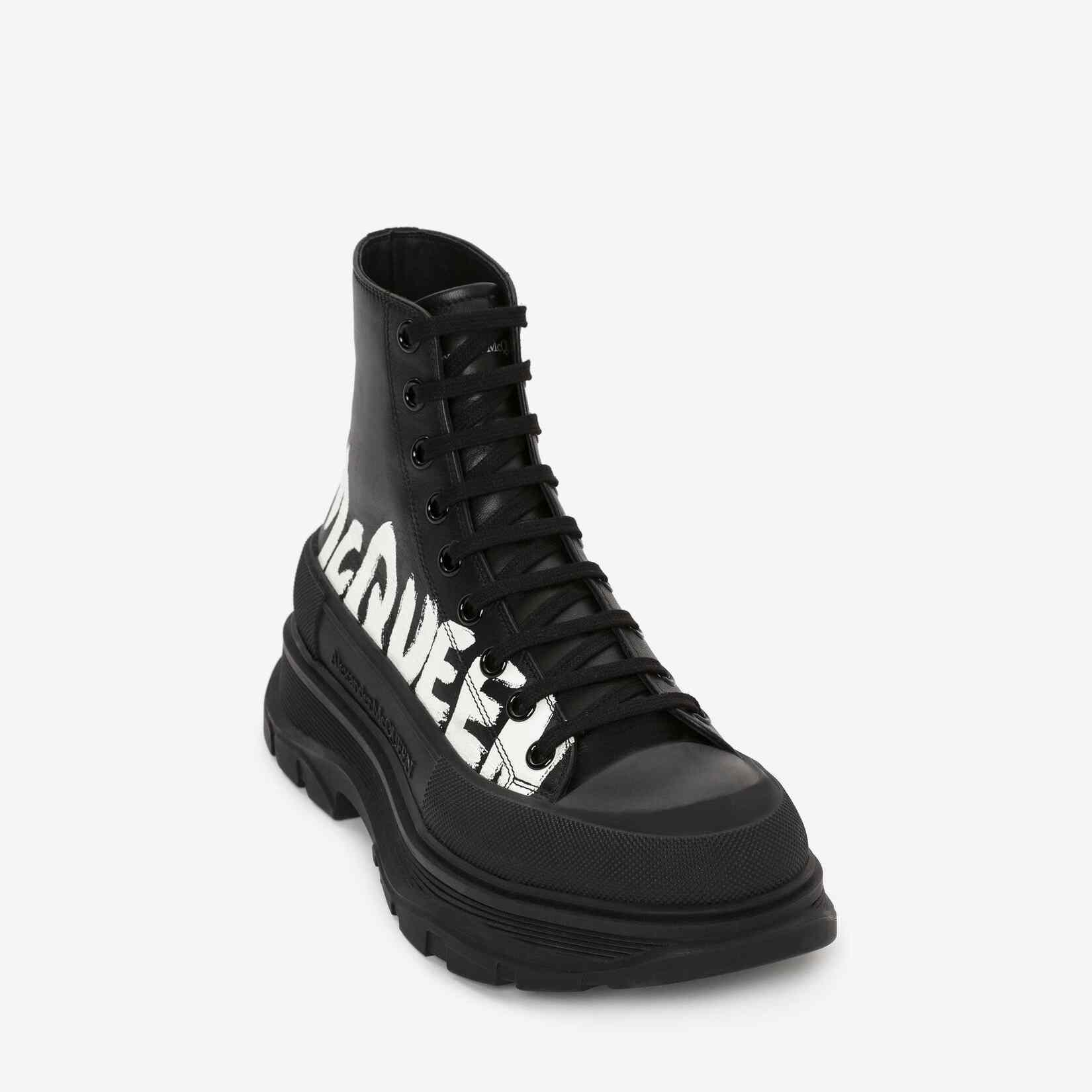 Alexander Mqueen Tread Slick Boot In Black/White - 