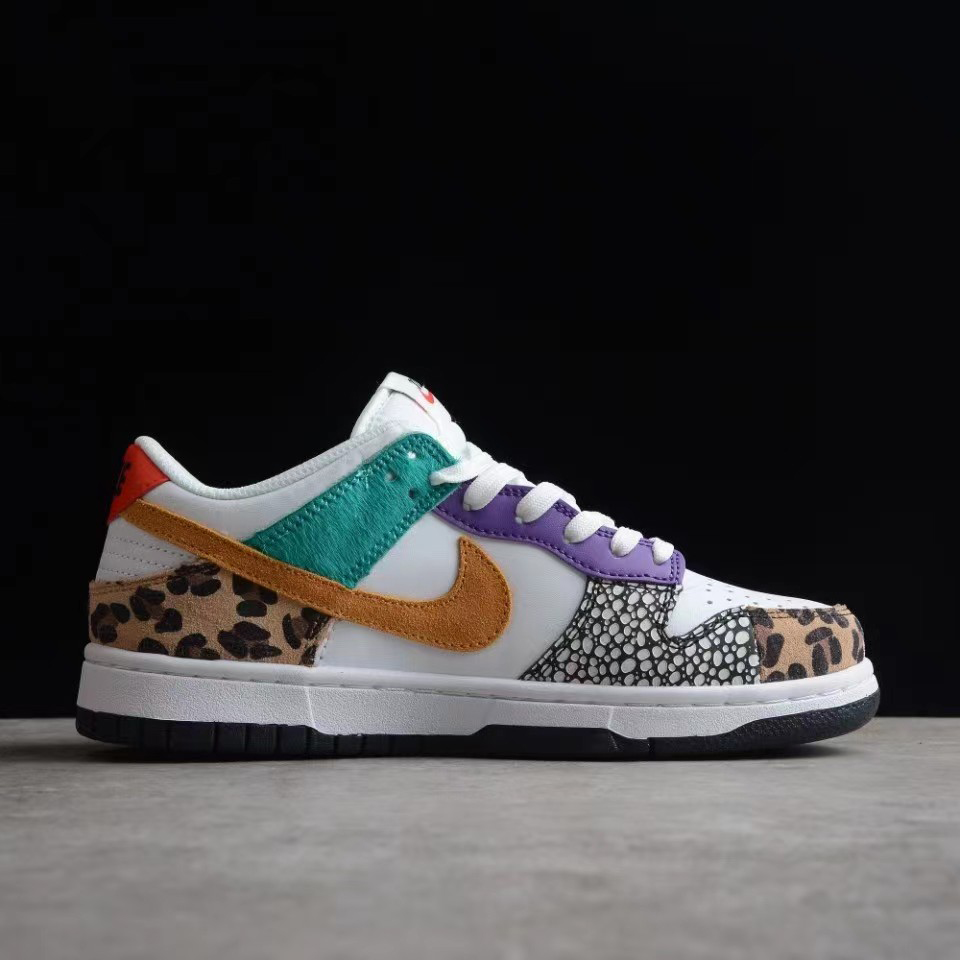 Nike Dunk Low SE "Patchwork" Sneaker    DN3866-100 - 