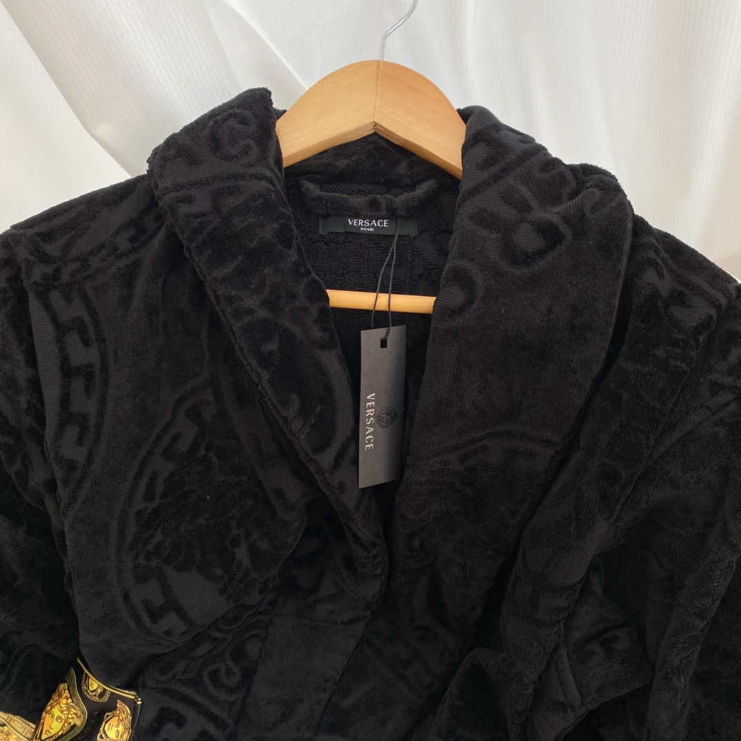 Versace I ♡ Baroque Bathrobe(Uniform size) - 