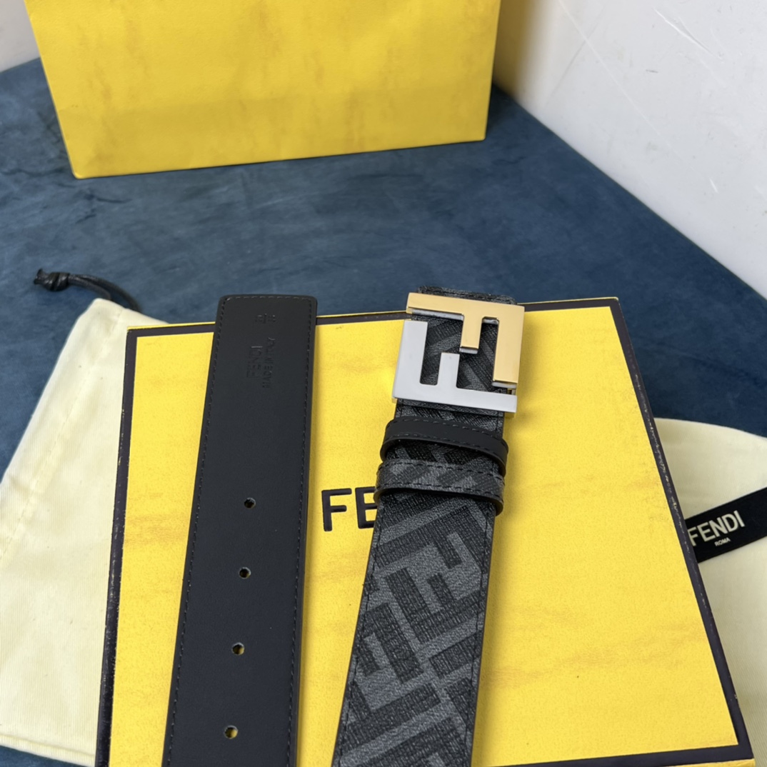 Fendi Reversible Black Leather Belt  - 
