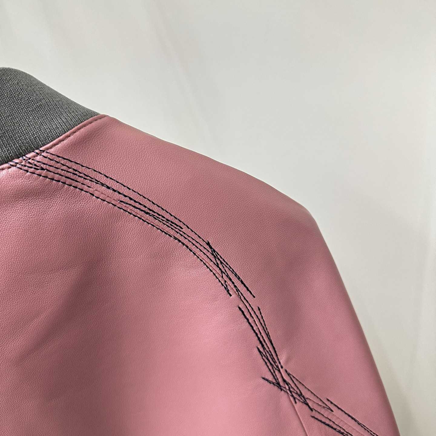 Hermes Jacket In Pink Calfskin - 