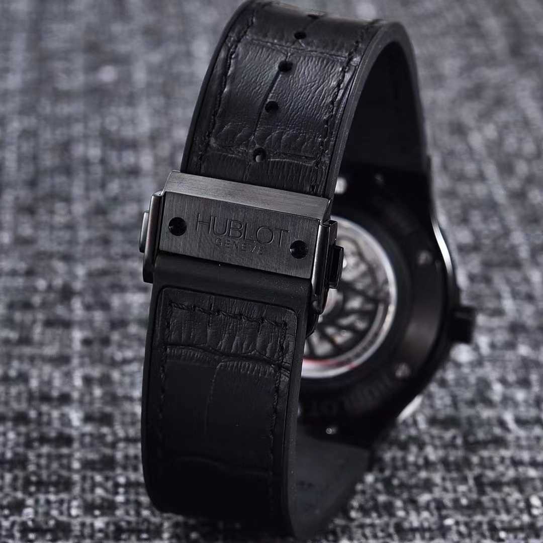 Hublot Black Magic - 