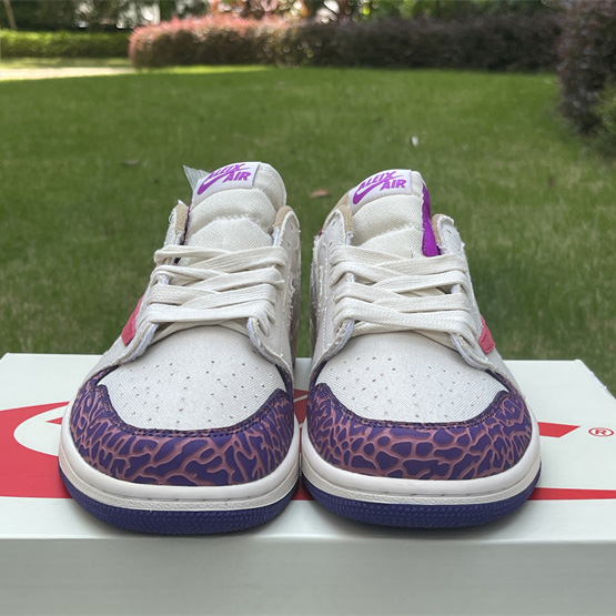 Travis Scott x Air Jordan 1  Sneaker      DM7866-952  - 