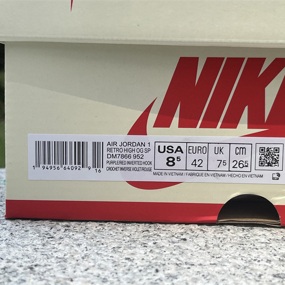 Travis Scott x Air Jordan 1  Sneaker      DM7866-952  - 