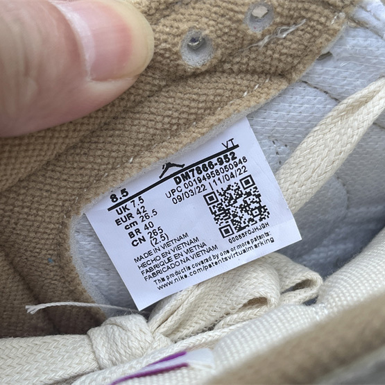 Travis Scott x Air Jordan 1  Sneaker      DM7866-952  - 