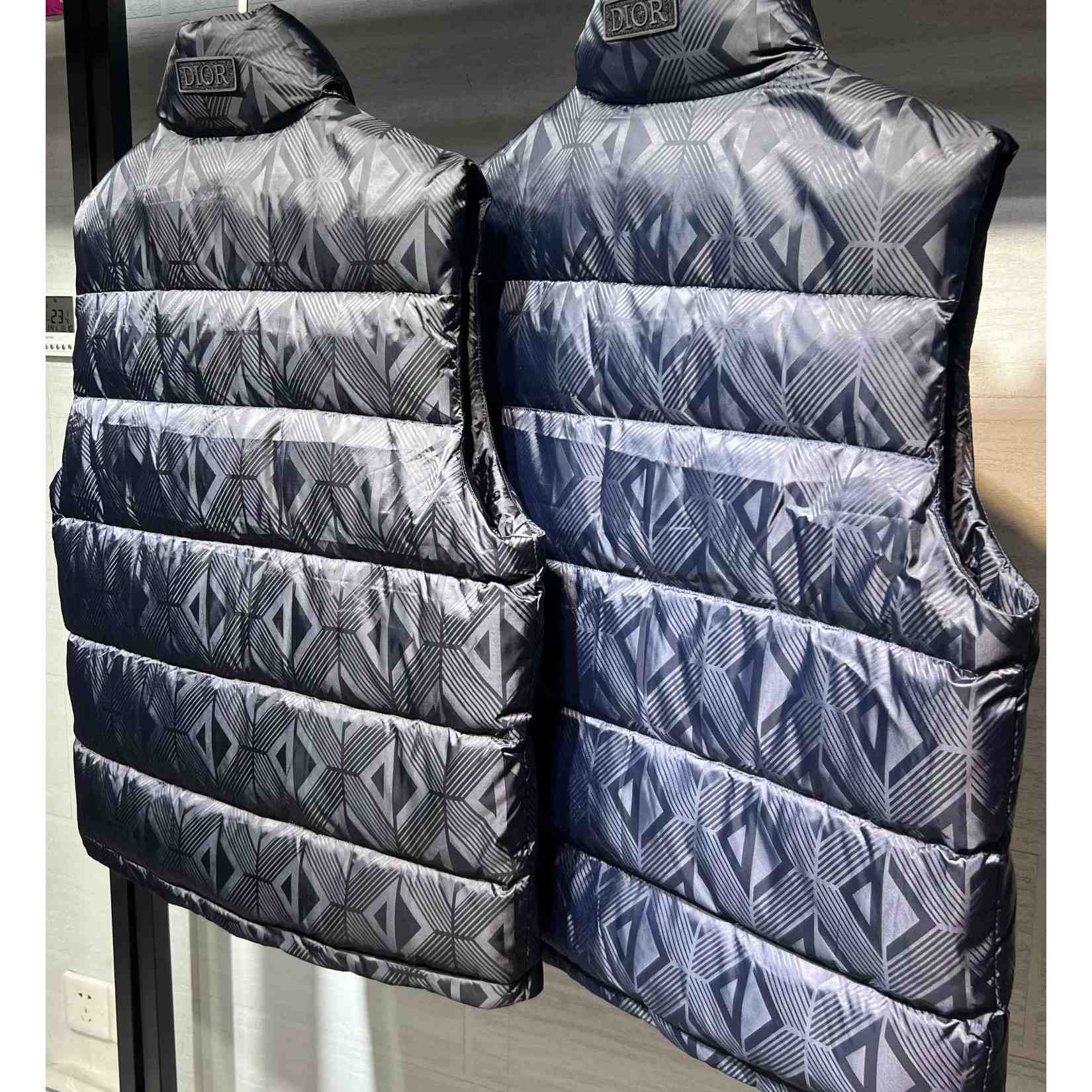Dior Sleeveless Down Jacket - 