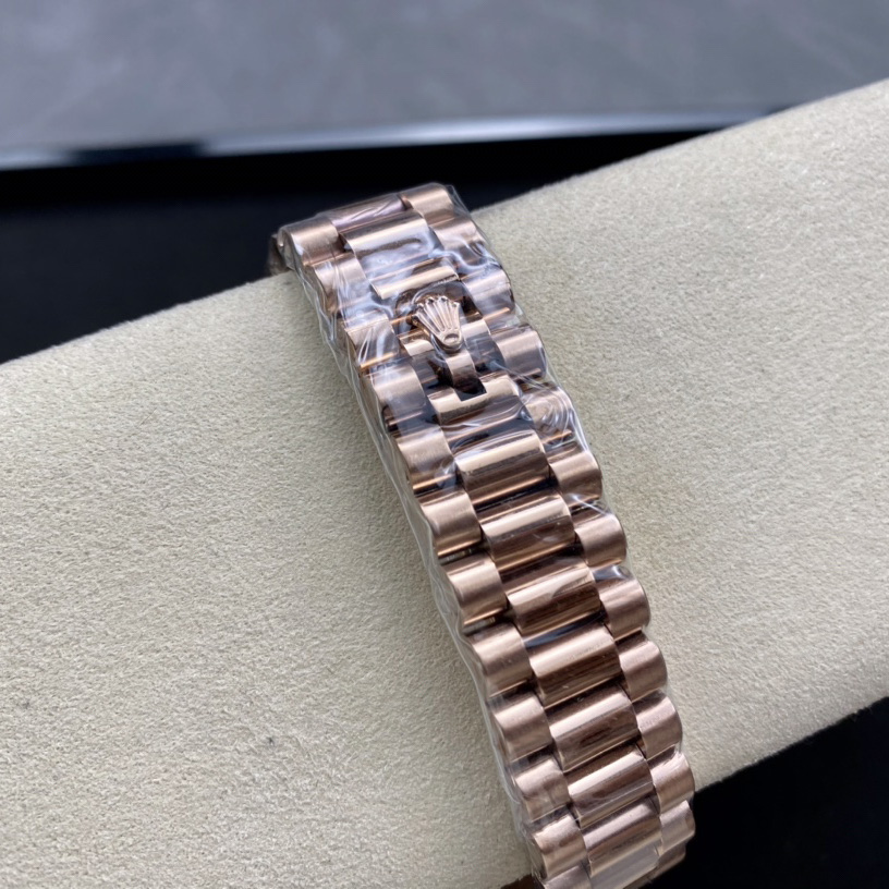 Rolex Day-Date Watch   - 
