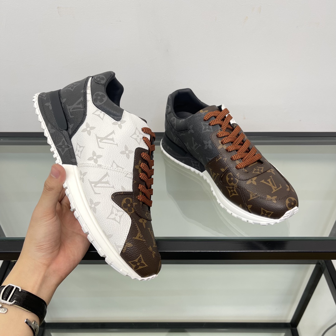 Louis Vuitton Run Away Sneaker        1A3N7W - 