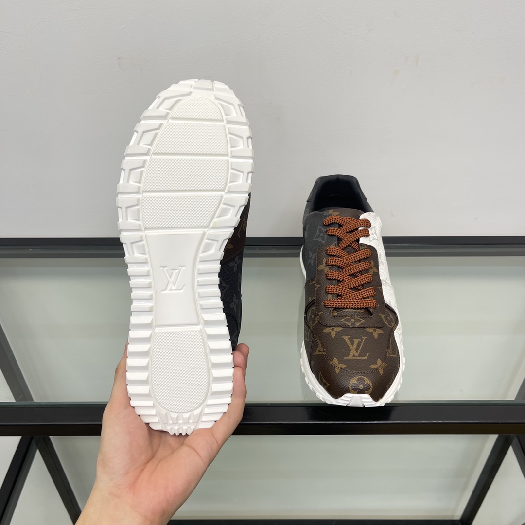 Louis Vuitton Run Away Sneaker        1A3N7W - 