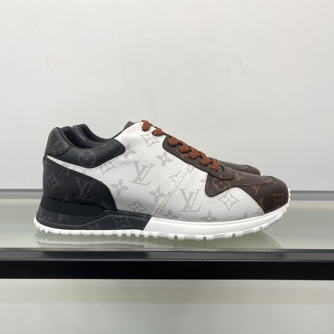 Louis Vuitton Run Away Sneaker        1A3N7W - 