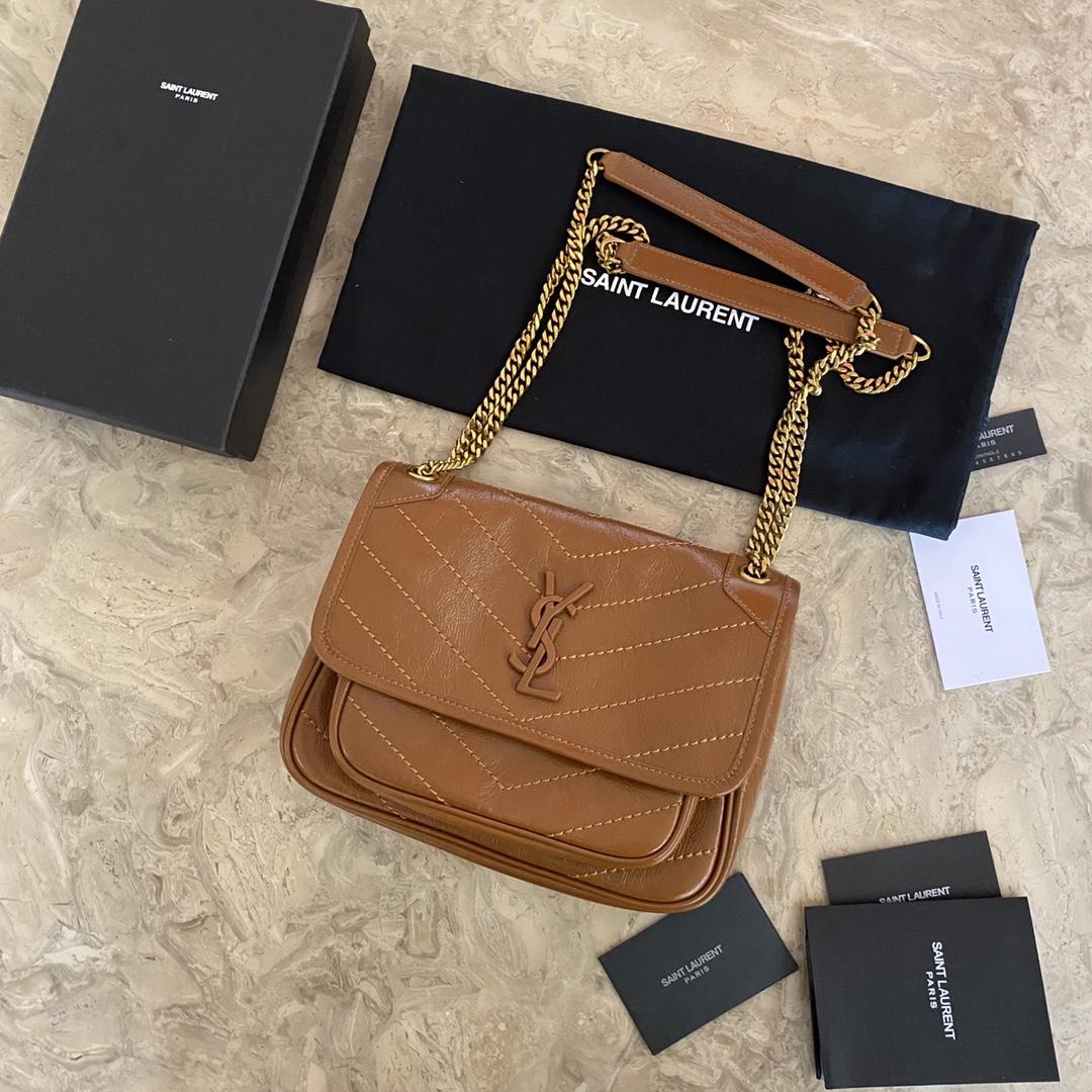 Saint Laurent Niki Medium In Vintage Leather (22×16×12cm) - DesignerGu