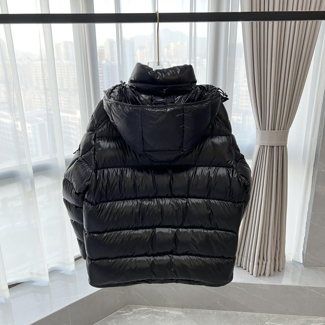 Moncler Maya Short Down Jacket - 