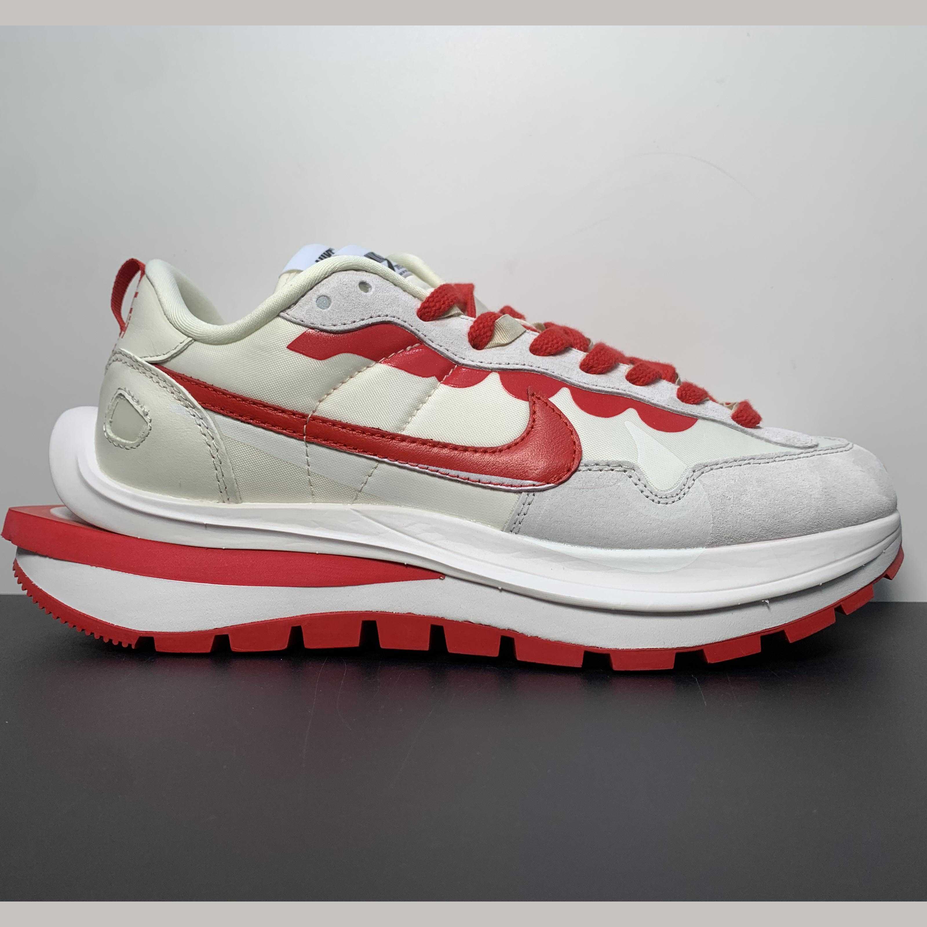 Sacai x VaporWaffle “Tour Yellow ”   DD1875-110 - 