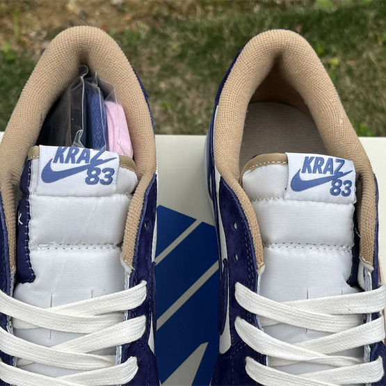 Travis Scott x Air Jordan 1 Low Sneaker      DM7866-808 - 