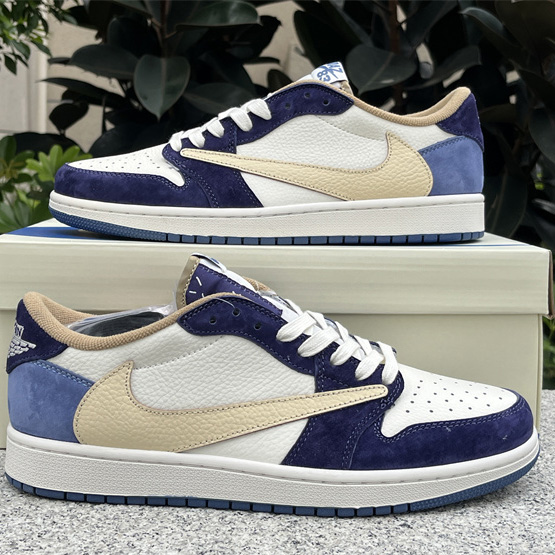 Travis Scott x Air Jordan 1 Low Sneaker      DM7866-808 - 