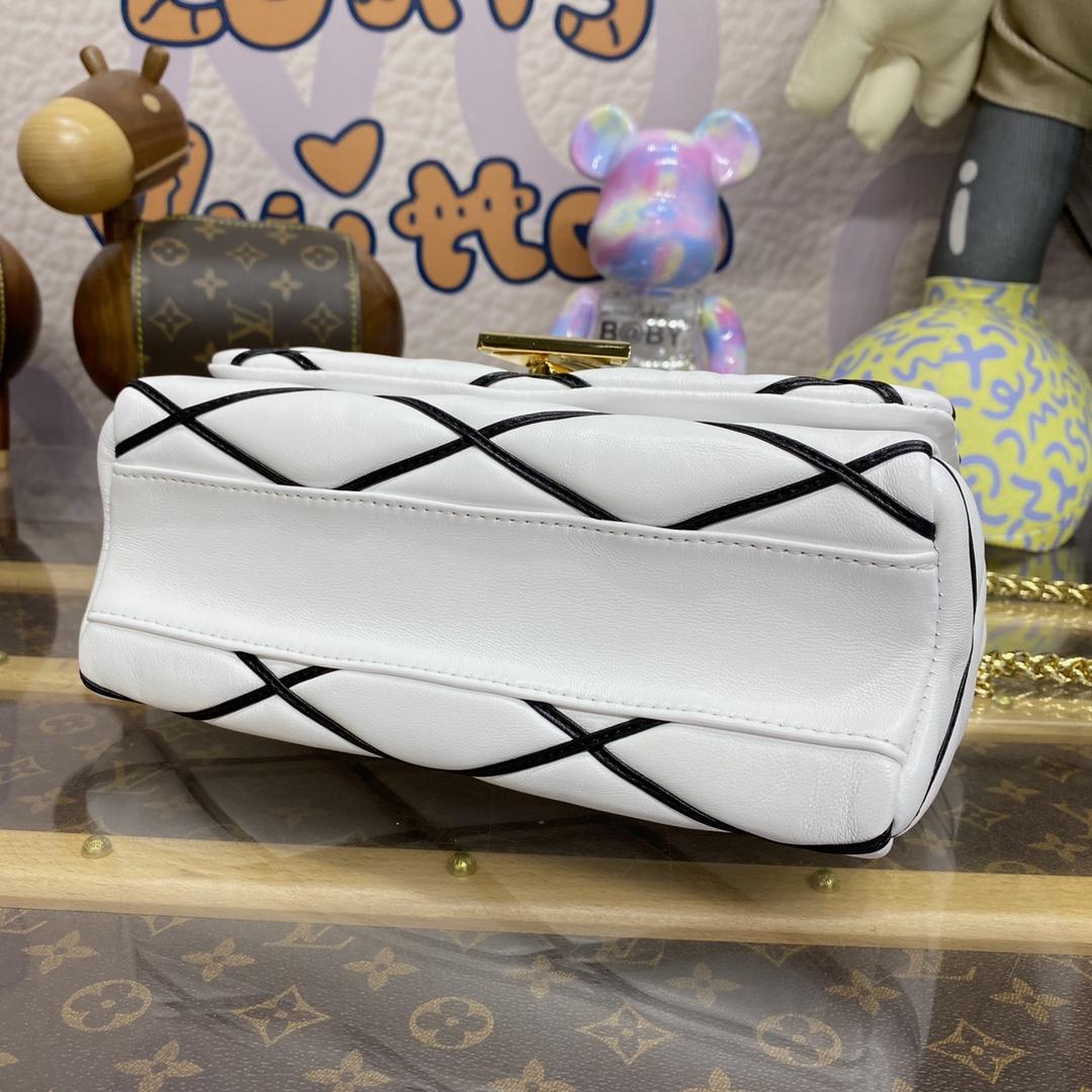 Louis Vuitton GO-14 MM   M22890 - 