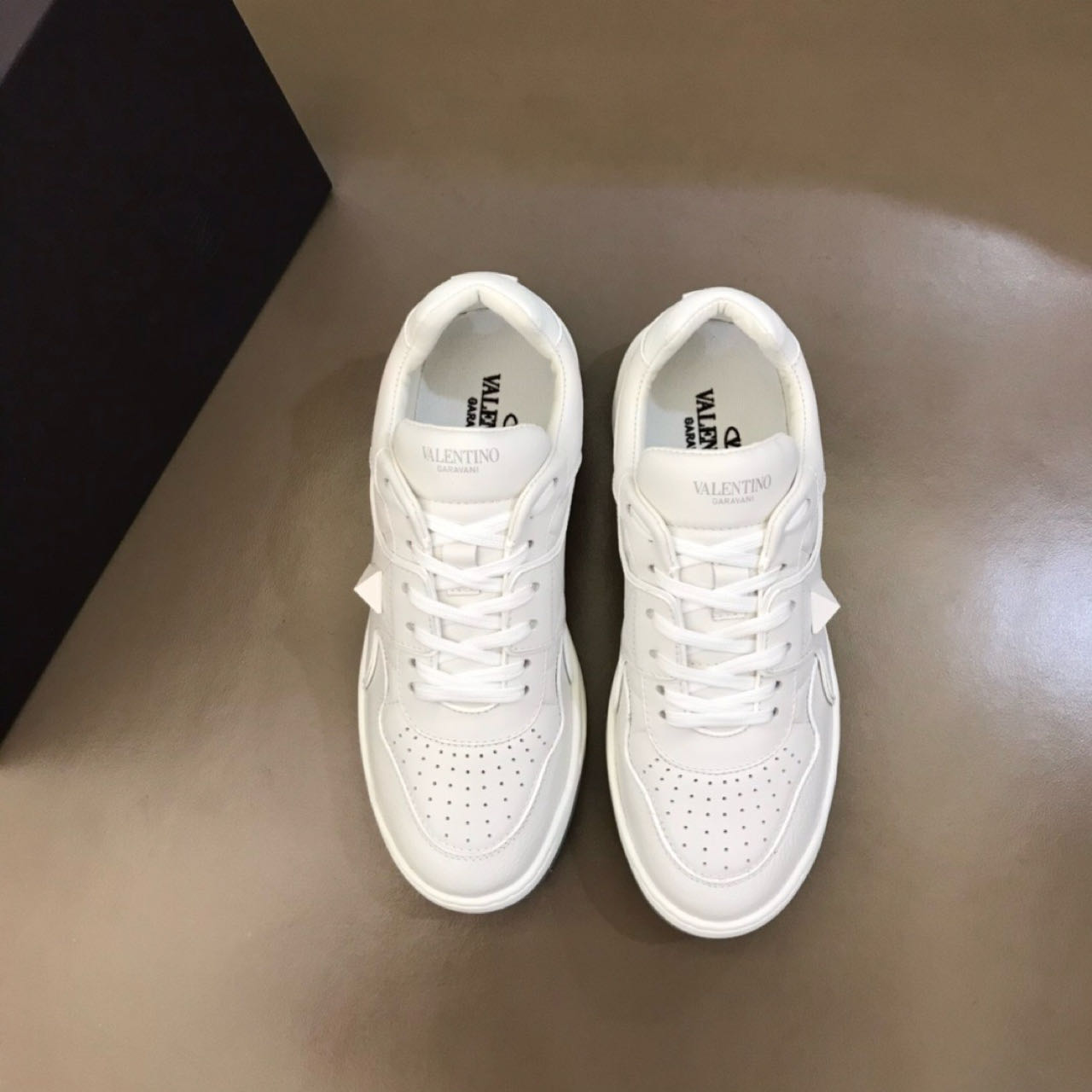Valenti Sneaker Low-top One Stud In Nappa - 