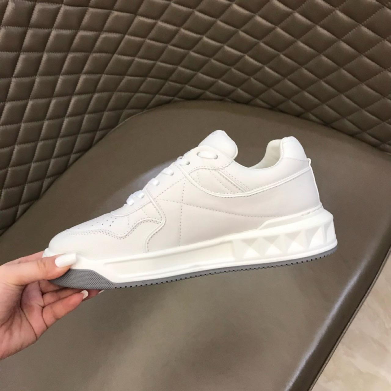 Valenti Sneaker Low-top One Stud In Nappa - 