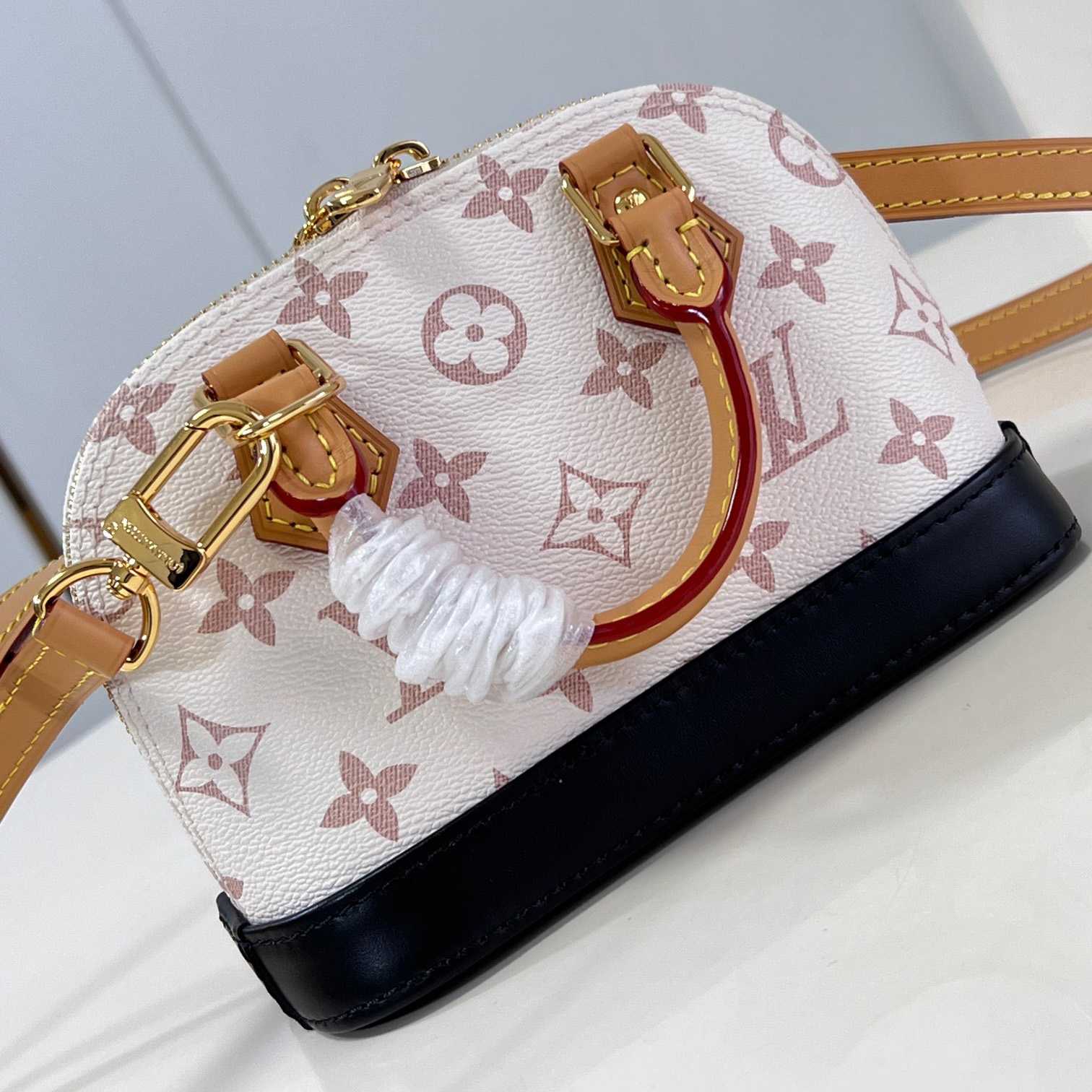 Louis Vuitton Nano Alma   M46895 - 