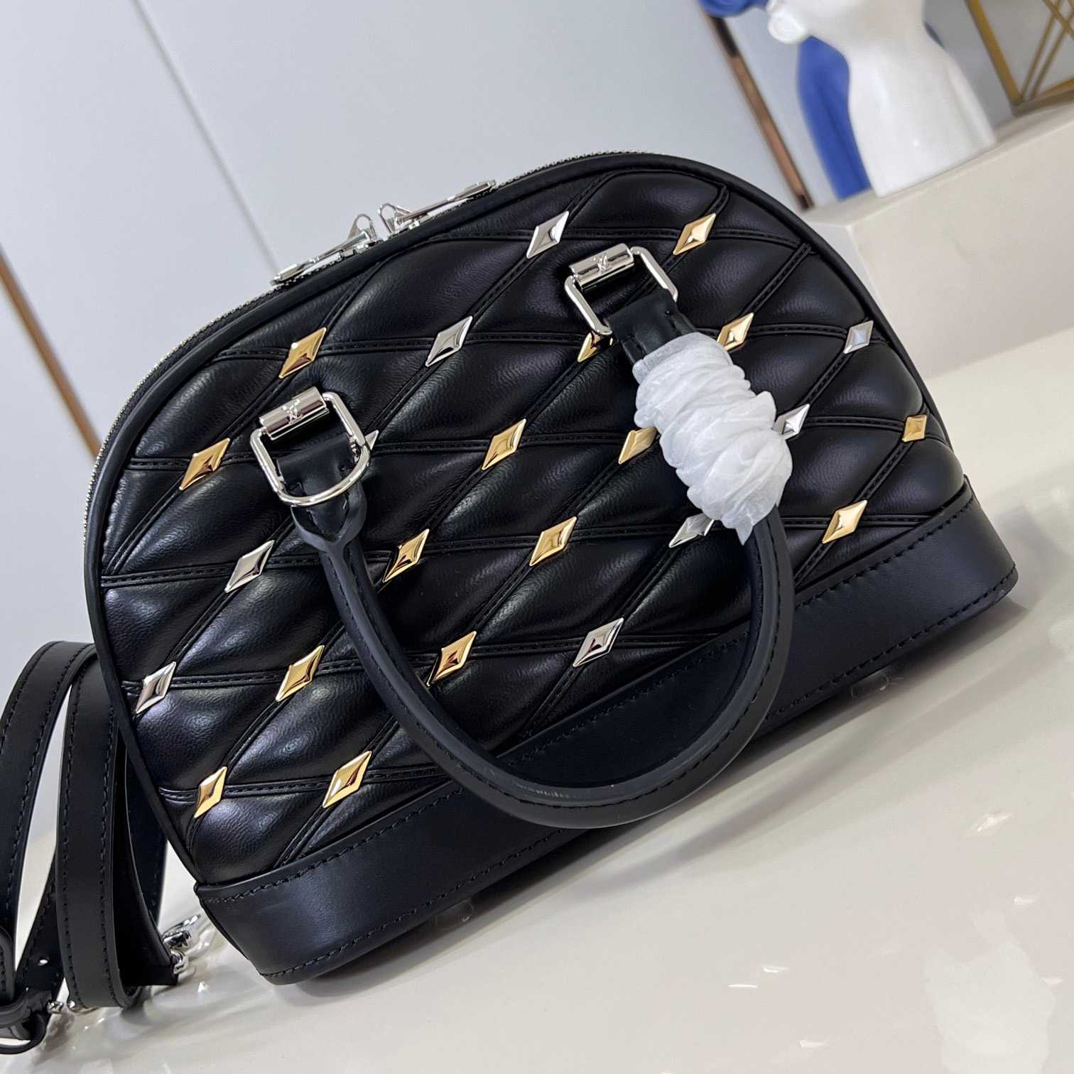 Louis Vuitton Nano Alma    M83019 - 