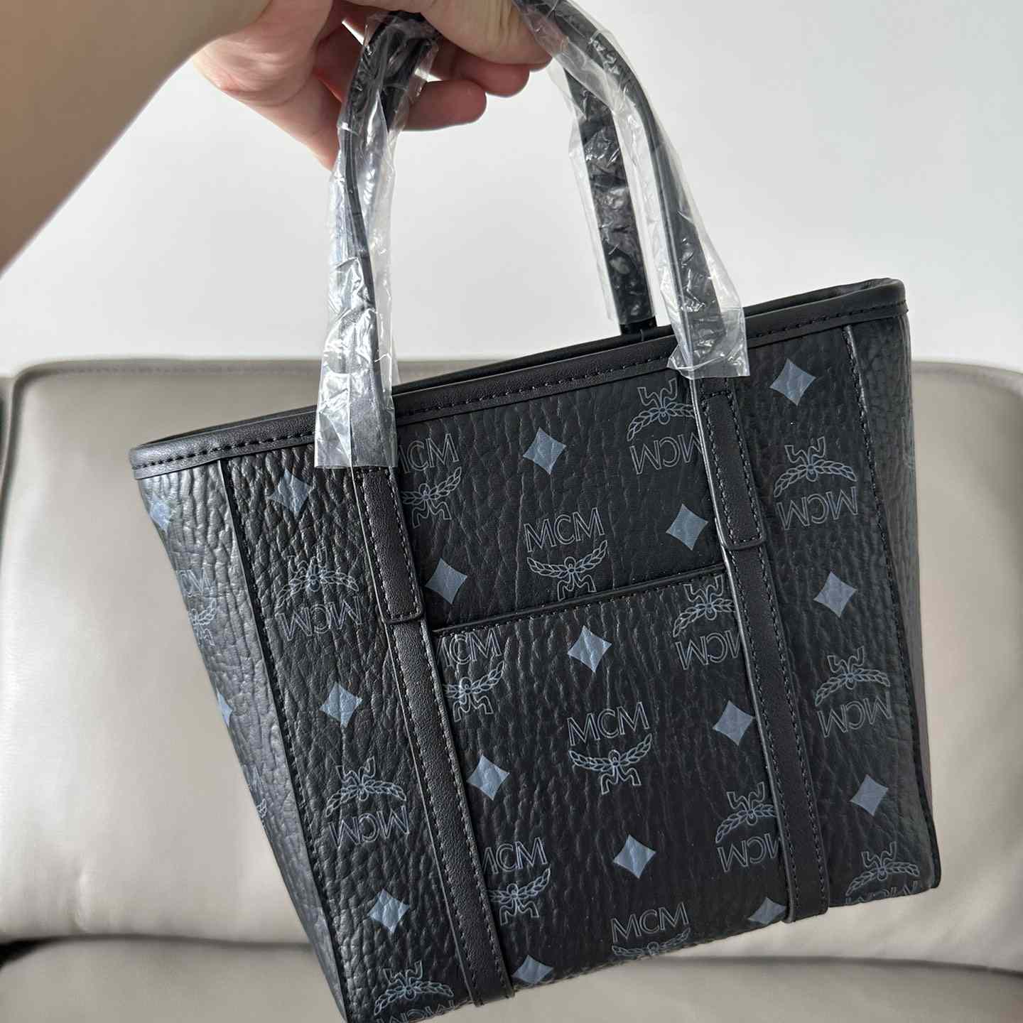 MCM Aren Top-zip Shopper In Visetos - 
