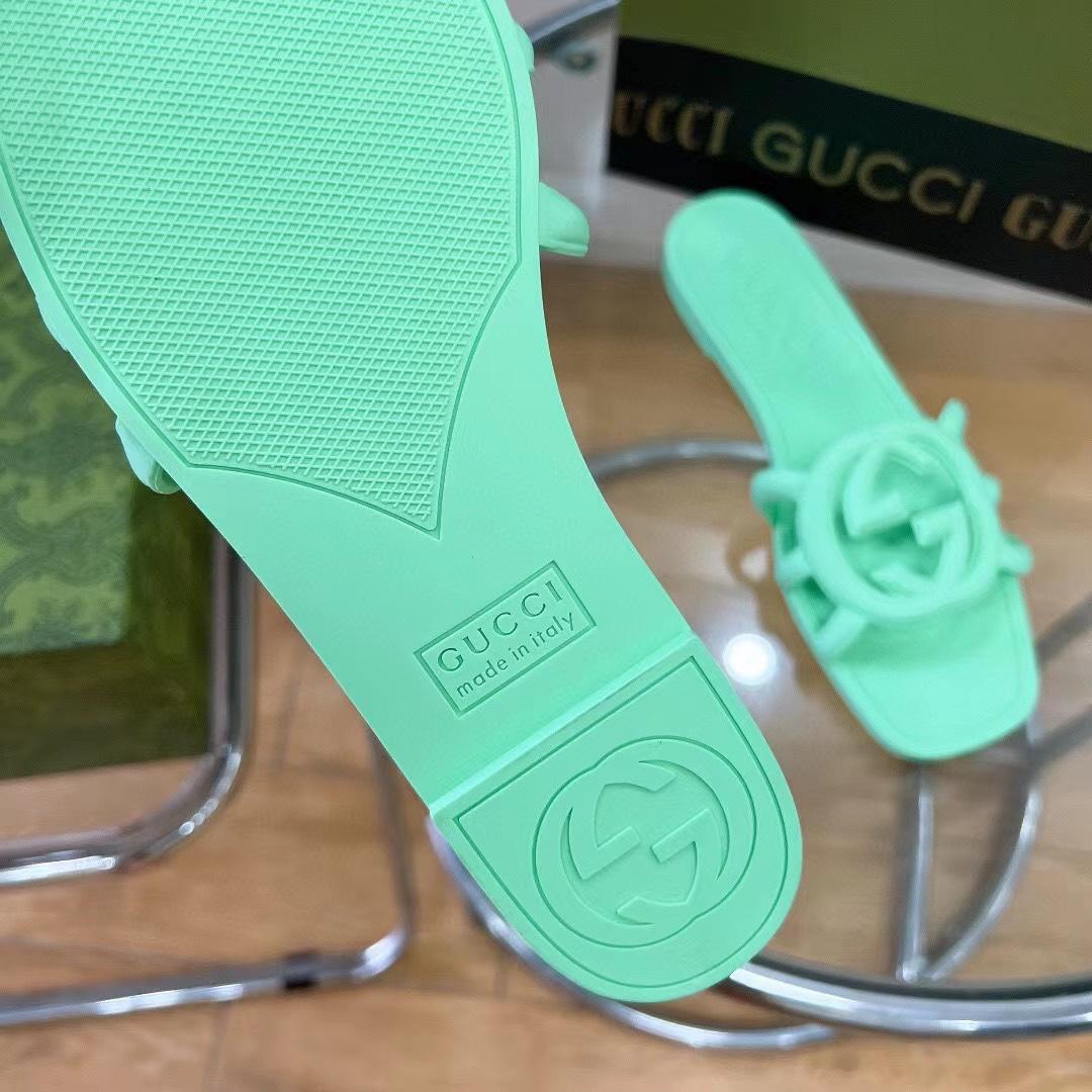 Gucci Women's Interlocking G Slide Sandal - 