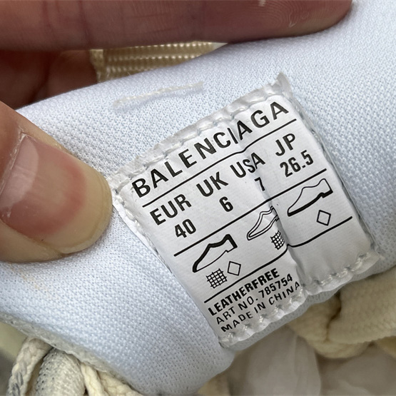 Balenciaga Cargo Sneaker  - 